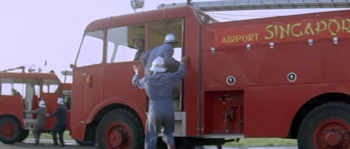 Thornycroft Nubian Airport fire tender