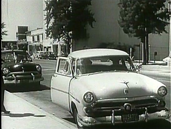 1951 Ford De Luxe Fordor Sedan [73A]
