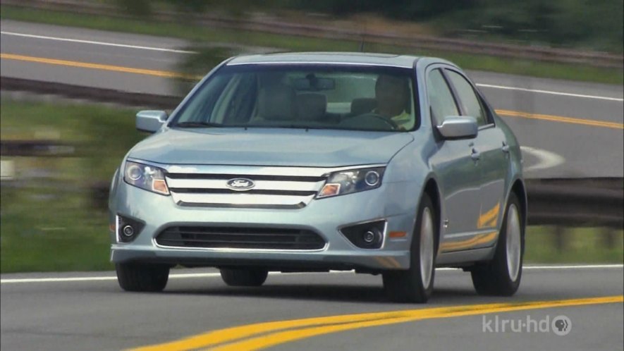 2010 Ford Fusion Hybrid [CD338]