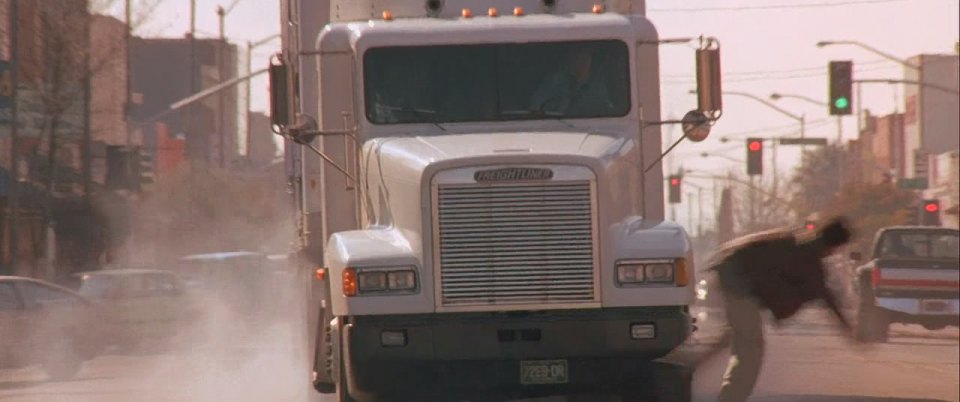 Freightliner FLD