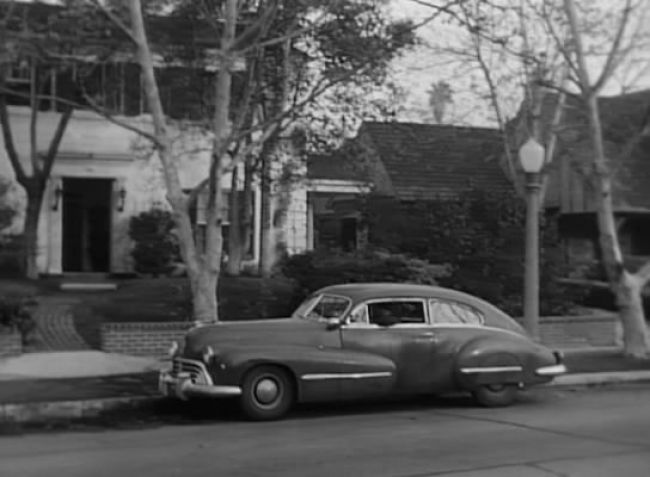 1947 Oldsmobile 98 Custom Cruiser Club Sedan [3907]