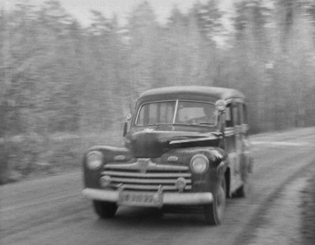 1946 Ford Super De Luxe Station Wagon [79B]
