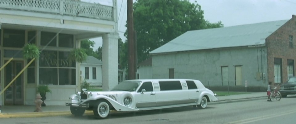 1990 Lincoln Town Car Stretched Limousine 'Neo Classic Style'