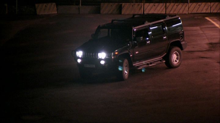 2003 Hummer H2 [GMT820]