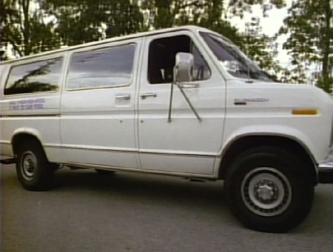 1985 Ford club wagon xlt #4
