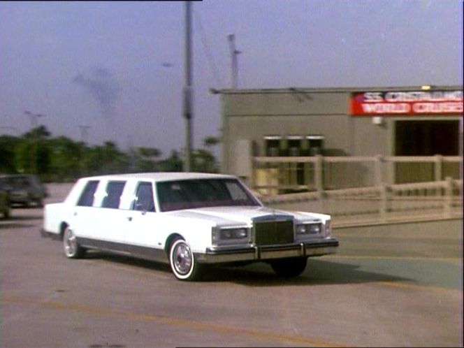 1982 Lincoln Town Car Stretched Limousine