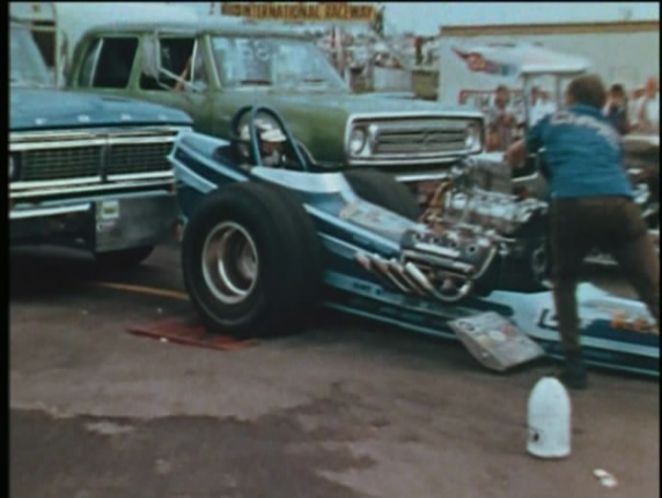 1972 Dodge D-200 Crew Cab