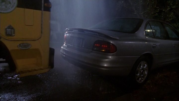 2000 Oldsmobile Intrigue [GMX170]