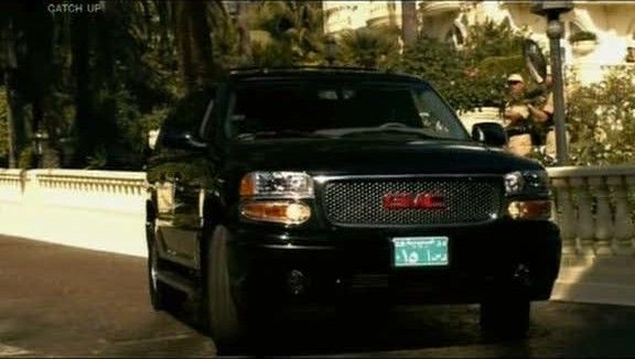 2002 GMC Yukon Denali [GMT820]