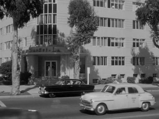 1949 Plymouth Special De Luxe Four-Door Sedan [P-18]