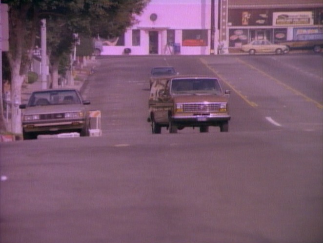 1984 Toyota Camry LE [V10]