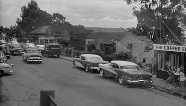 1955 Oldsmobile 98 De Luxe Holiday Coupé [3037DX]