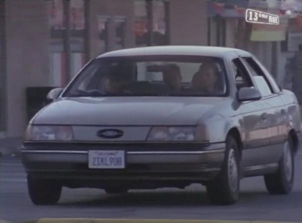 1989 Ford Taurus [DN5]