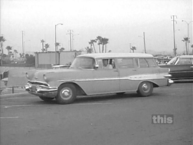 1957 Pontiac Chieftain Safari