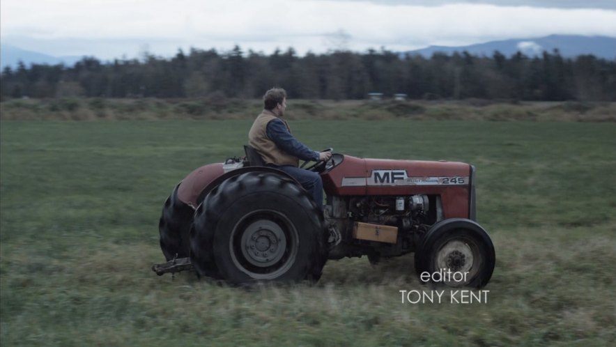 Massey Ferguson 245
