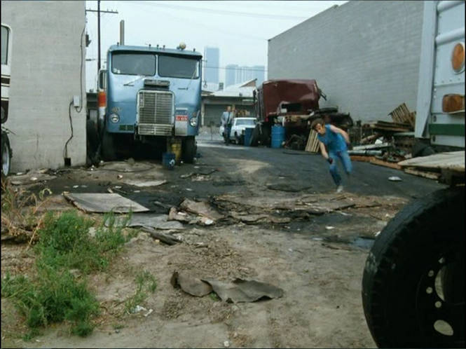 White-Freightliner WFT