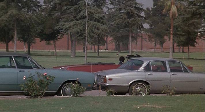 1969 Chrysler New Yorker 4-Door Hardtop [CH43]