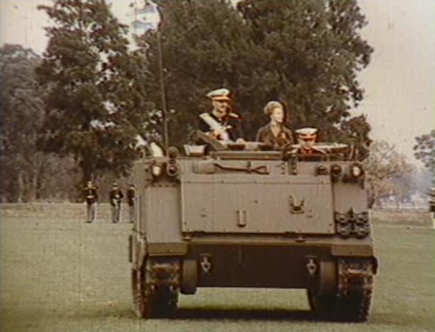 FMC M113