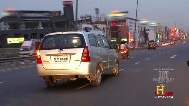 2005 Toyota Innova [AN40]