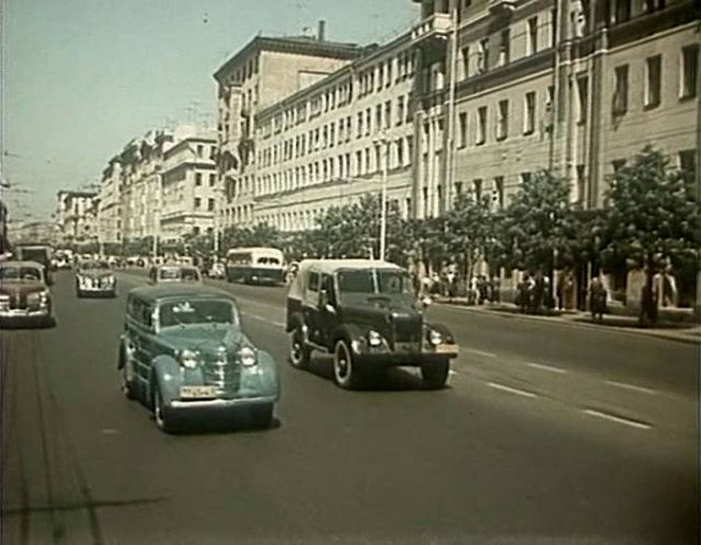 1949 Moskvitch 400 [422]