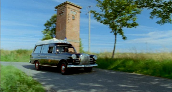 1962 Mercedes-Benz 190 Ambulance N�rrebros Karosserifabrik [W110]