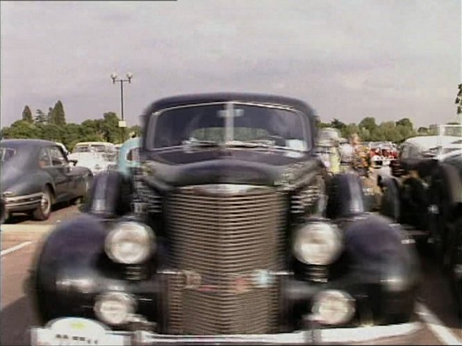 1938 Cadillac Series 90 V16