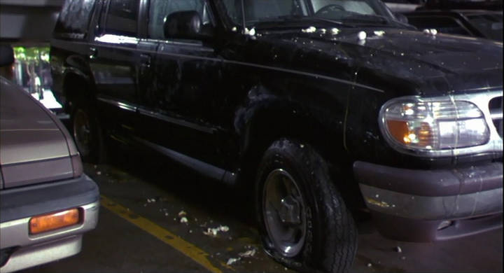 1995 Ford Explorer XLT [UN105]