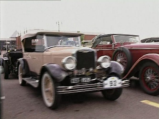 1928 Peerless 6-60
