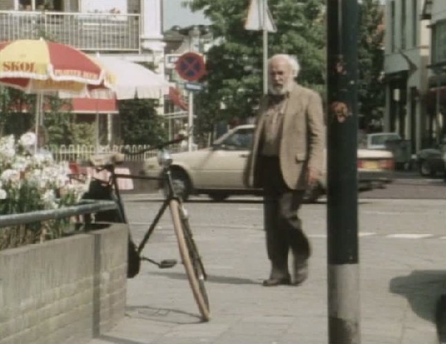 1983 Mitsubishi Tredia [A210]