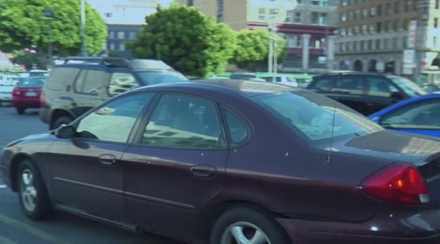 2000 Ford Taurus [D186]