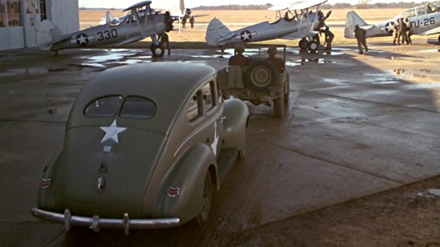 1940 Ford V8 De Luxe Fordor Sedan [01A]