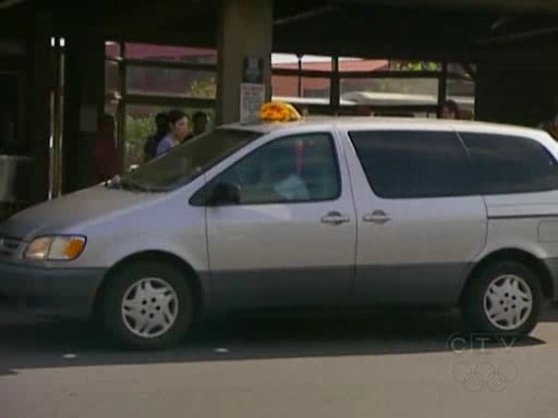 2001 Toyota Sienna [MCL10]