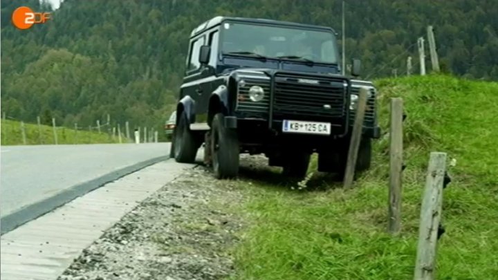 Land-Rover Defender 90
