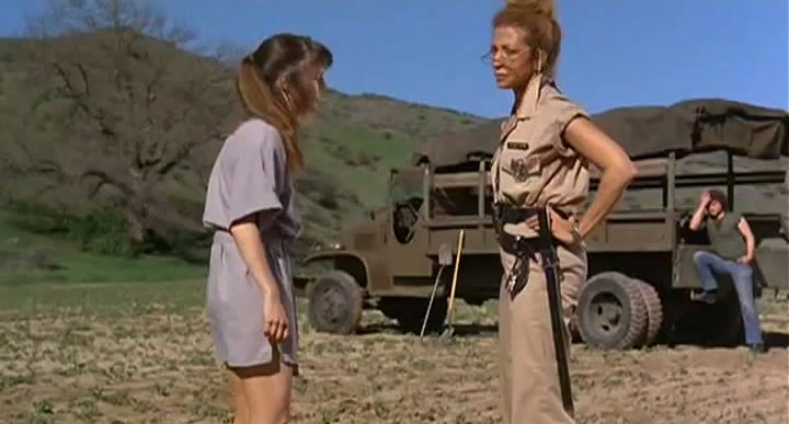 Short scene. Девушки из исправительной колонии (1986). 1986 Год девушки.