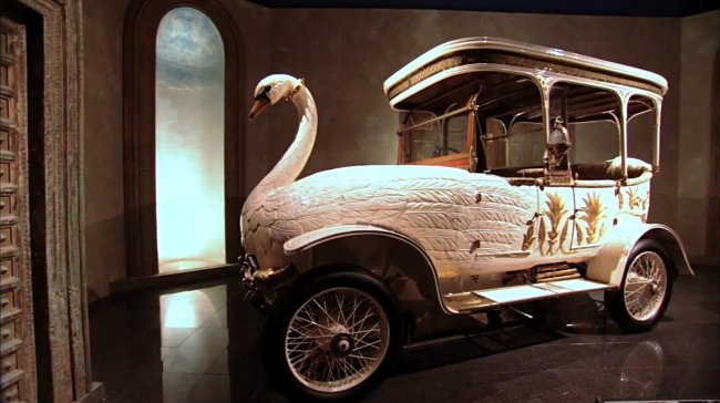 1910 Brooke 25/30 HP Swan Car