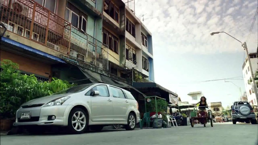 2004 Toyota Wish [ANE11]