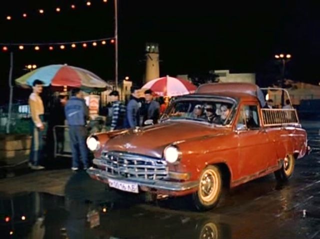 IMCDb.org: 1966 GAZ 22 Volga Pick-up in "Luna Papa, 1999"