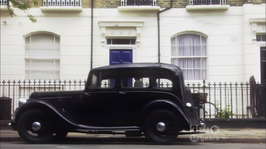 1936 Humber 12 Six-Light Saloon