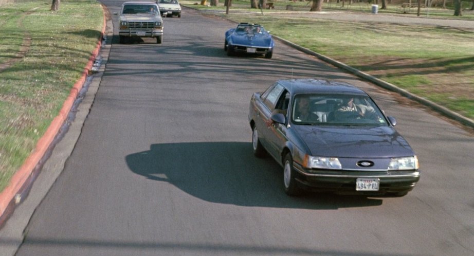 1986 Ford Taurus [DN5]