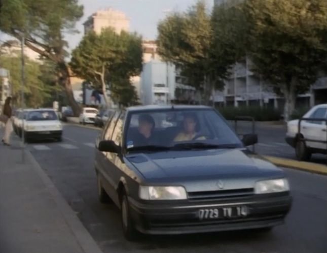 1990 Renault 21 GTS [X48]