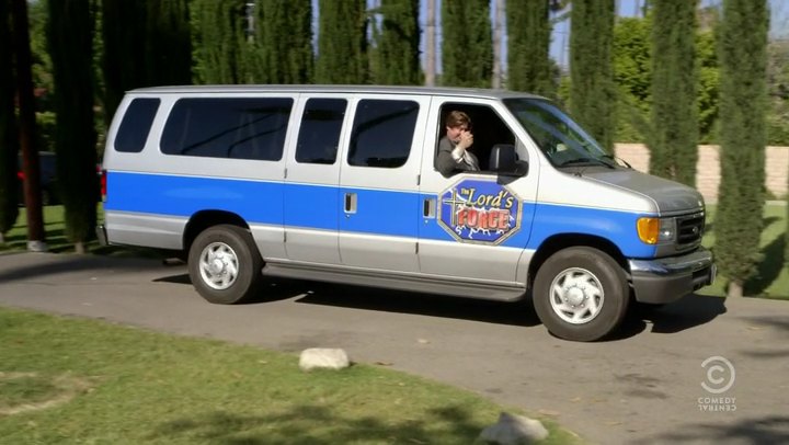 2004 Ford E-350 Super Duty Extended Wagon
