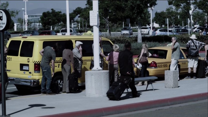 2001 Ford Crown Victoria Commercial Taxi Package [P72]