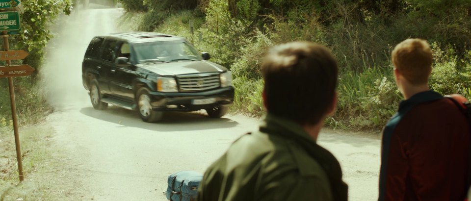 2002 Cadillac Escalade [GMT820]