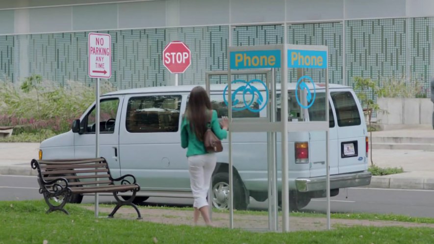 1997 Ford Club Wagon Super Wagon XLT [E-350]