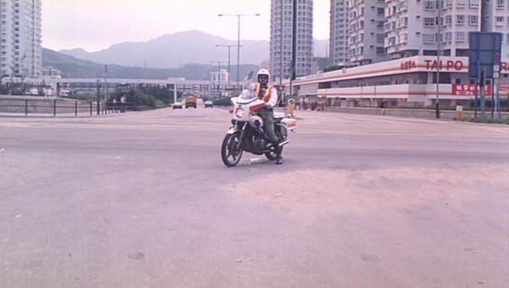 IMCDb.org: Honda CB 250 Twin Police in "Shen yong shuang xiang pao xu ...