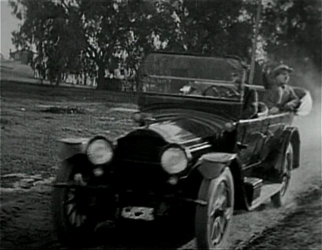 1915 Packard Twin Six [1-35]