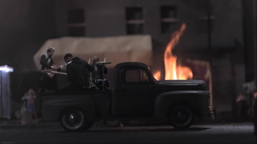1948 Ford F-1