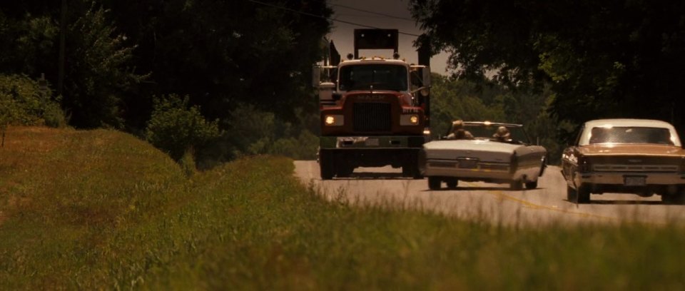 Mack R-Series