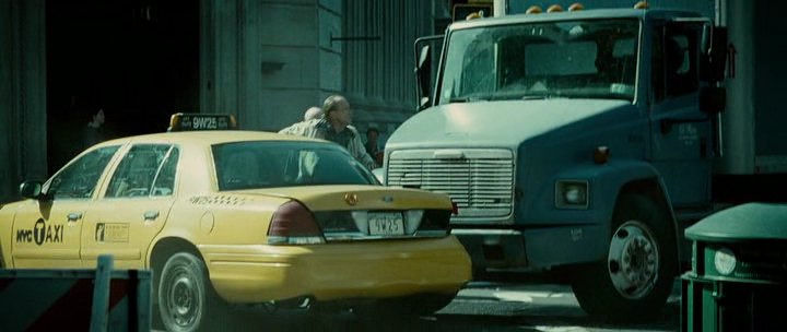 2004 Ford Crown Victoria Commercial Taxi Package LWB [P70]