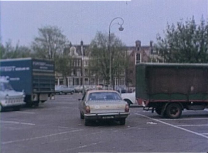 1971 Chrysler 180 [949]